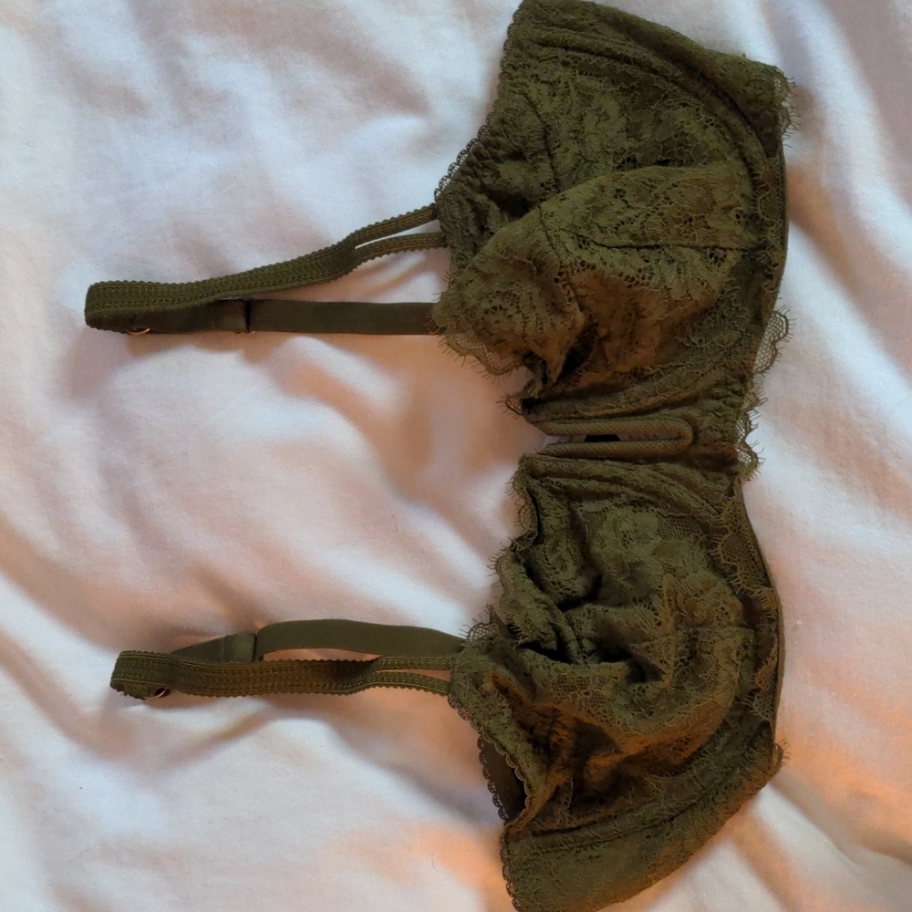 Balconette Underwire Lace Bra 38C